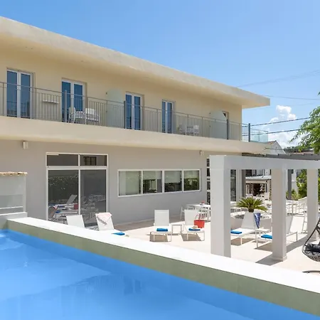 Melina Oasis Boutique Hotel