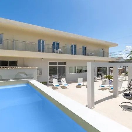 Melina Oasis Boutique Kassiopi