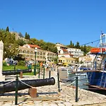 Melina Oasis Boutique 3*
